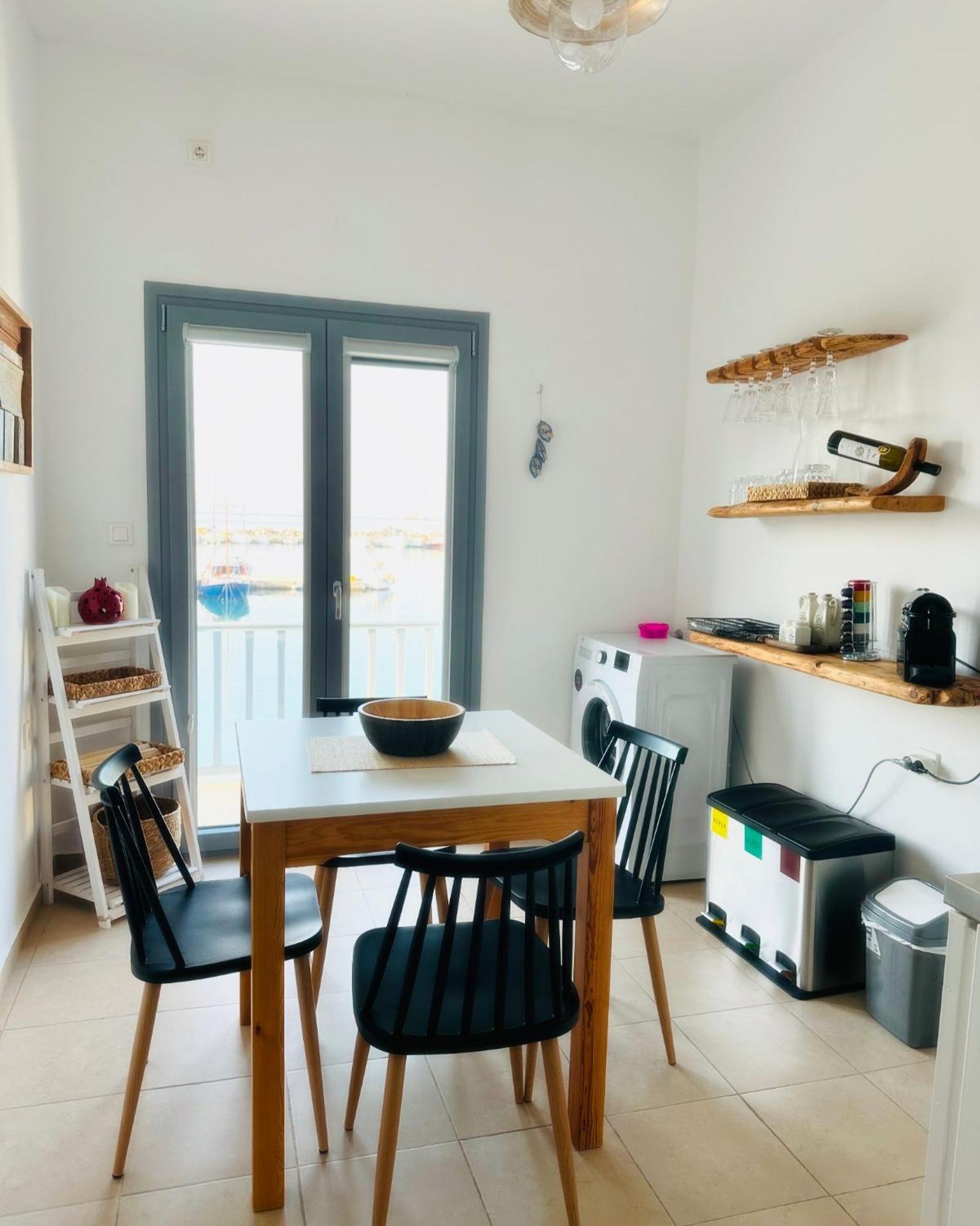 Yialos Rooms Piso Livadi Exteriör bild